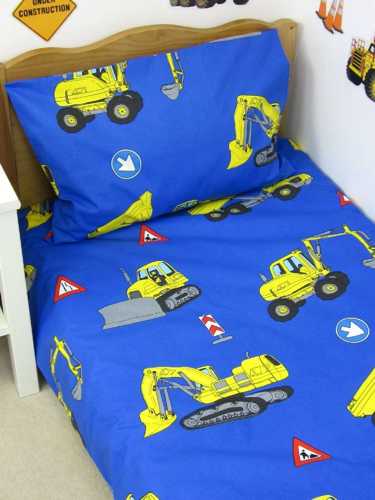 10 Pallets Of Bedding Products 1365102367 Waterproof Mattress Protector Trade Jpg Yellow Digger Duvet Set Surplus Stock